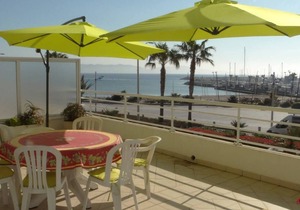 Spacious T3 with terrace and pool in Cavalaire-sur-Mer