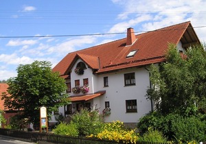 Spacious vacation apartment (100 m²) for up to 5 people with bathtub and shower