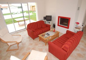 Spacious villa with private swimming pool