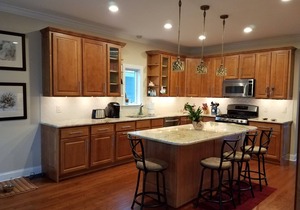 Spring Lake. 5 BR, 4 BA. 6 Beach/Pool Passes, 3 Blocks to Beach, Lake Viewn