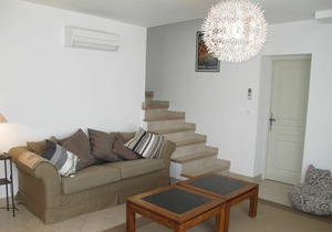 Stunning private villa for 6 people with private pool, WIFI, A/C, TV and parking