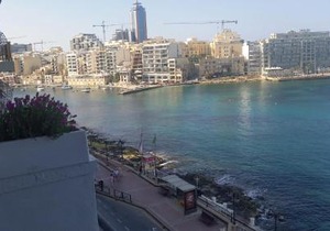 St Julians' Sea Front, Spectacular View, Apartment