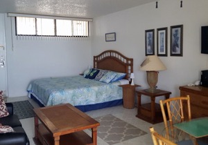 St.Thomas, USVI, oceanfront studio at Bolongo Bay, Watergate Villas East