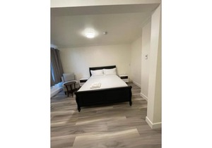 Standard Queen Suite in Beautiful Radium