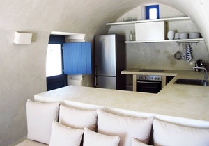 Stay at Diakofti Beachfront Holiday Home and the beach is at your doorstep.