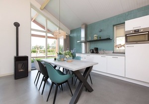 Stay in our energy-neutral Eneva 6 bungalow with private jetty.