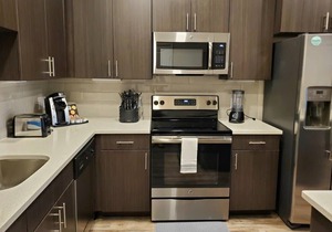 StayOvr at Galatyn Park, Richardson| 2BR