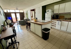Steps from the Beach - Quiet Condo