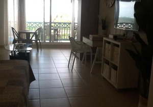 Studio 03 vue mer Orient Bay