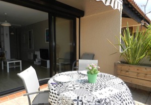 Studio apartment sleeps 2 BORMES LES MIMOSAS