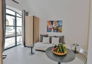 Studio Apartment “Voltabianca Suite” in Central Location with Wi-Fi