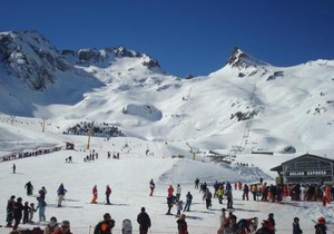 Studio cabine 4 pers, balcon sud, parking, prox centre Luz-St-Sauveur, proche ski et thermes - FR-1-402-72