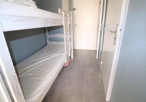 Studio Cabine 4 pers RDC avec Piscines, Terrasse, Proche Mer et Commerces - FR-1-307-36