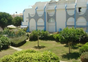 Studio Cabine 4 pers RDC avec Piscines, Terrasse, Proche Mer et Commerces - FR-1-307-36