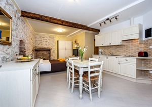 Studio De Amicis ❤️ of Downtown Rovinj | Parking | King,Near Beach