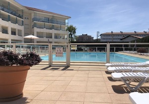 Studio for 4 people with terrace, ideally located, residence with swimming pool