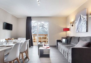 Studio in the active Pra Loup and the large Espace Lumière