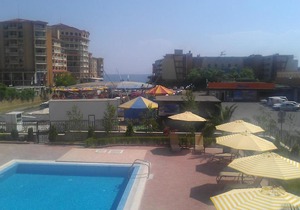 Studio in Villa Astoria