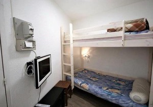 Studio Lumineux à 250m des Pistes, Parking Privé, Balcon et Équipements Complets - FR-1-165A-134