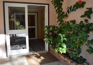 Studio mezzanine 4 couchages à Cavalaire avec terrasse, ascenseur, lave-vaisselle et lave-linge - FR-1-226B-27
