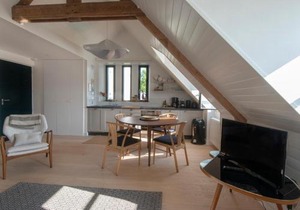 Studio moderne avec vue mer au coeur de Sauzon - FR-1-418-191
