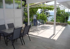 Studio with terrace and air conditioning