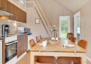 Stunning home in Hanstholm with WiFi