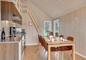Stunning home in Hanstholm with WiFi