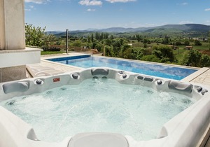 Stunning home in Glavina Donja