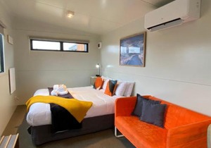Stunted Totara, Unit 2