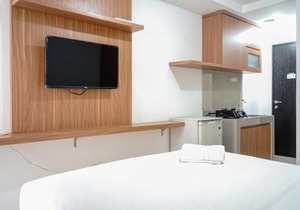 Stylish and Posh Studio Baileys Apartment By Travelio