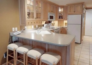 Stylish Ski in/out 2BR/2BA Shamrock Condo