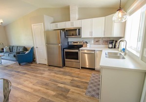 Suite 04 Downtown Palmer