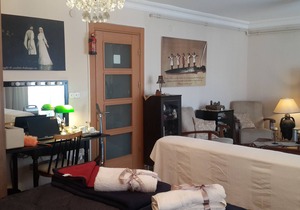Suite room. In the elite district of Kadikoy.