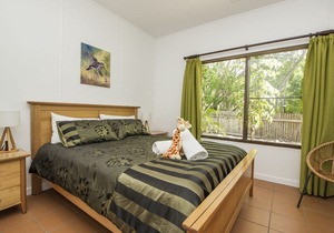 Sunbird Retreat, Horseshoe Bay