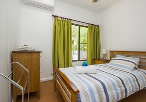 Sunbird Retreat, Horseshoe Bay