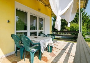 Sunny Day by Interhome