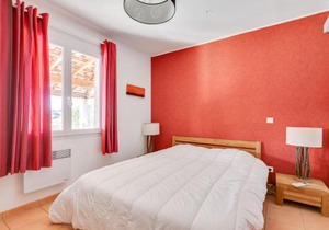 Sunny Roquebrun Getaway