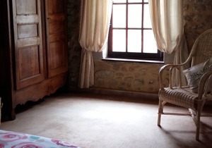 Superb Provencal mas in the heart of the vineyards, for 10 people