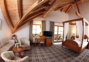 Superior Double Room (hillside and forest view) - Hotel Blaue Gams