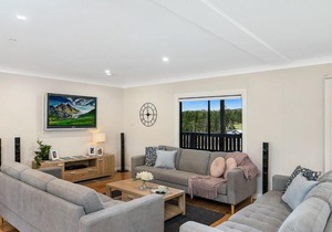 Sutton Forest Retreat - Sophie's Farmhouse