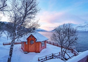 Svensby Villa Sleeps 5 WiFi
