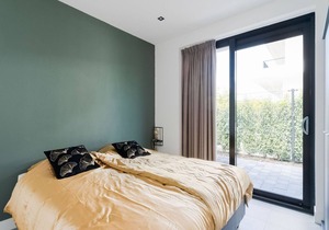 Swanky villa in Zeewolde with garden