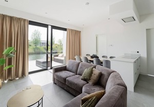 Swanky villa in Zeewolde with garden
