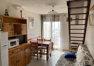 T3 Apartment with 5 beds and balcony in Les Angles