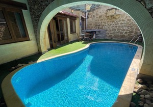Tac-Cikkarell Farmhouse