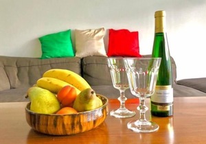 Tastefully furnished 2-room apartment with a large balcony and dream lake view