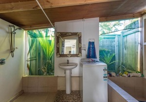 TeRito Lagoon Villas - Beachfront Villa