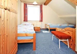 Terraced house in Strackholt with terrace