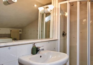 Terrazzo fiorito by Interhome